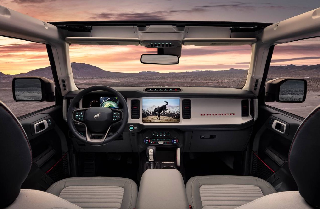 2023 Ford Bronco Raptor Interior