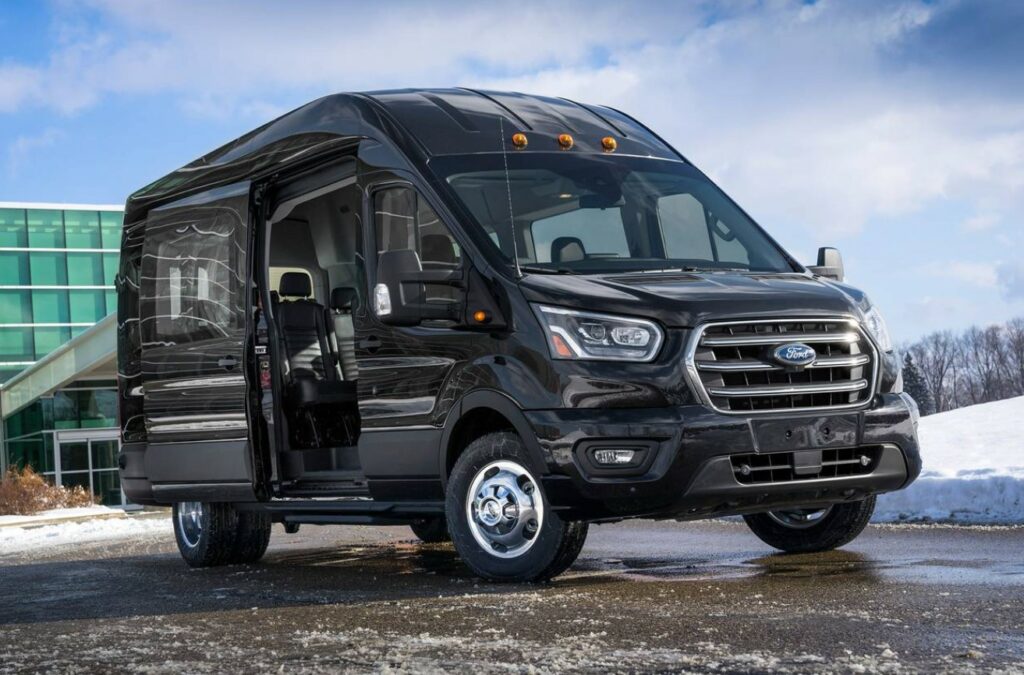 2023 Ford Transit Crew Exterior