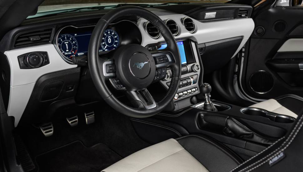 2024 Ford Mustang Interior