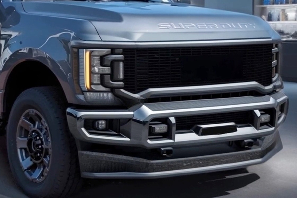 Ford Powers Up New Hybrid Super Duty Set To Transform Pickups By 2027 Ford Powers Up New Hybrid Super Duty Set To Transform Pickups By 2027