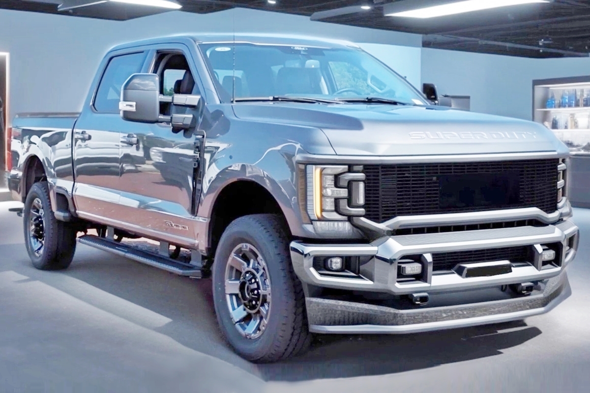Ford Powers Up New Hybrid Super Duty Set To Transform Pickups By 2027 Ford Powers Up New Hybrid Super Duty Set To Transform Pickups By 2027