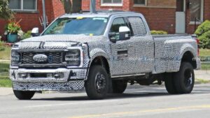New Ford Super Duty King Ranch Dually Spied With Its Face Showing